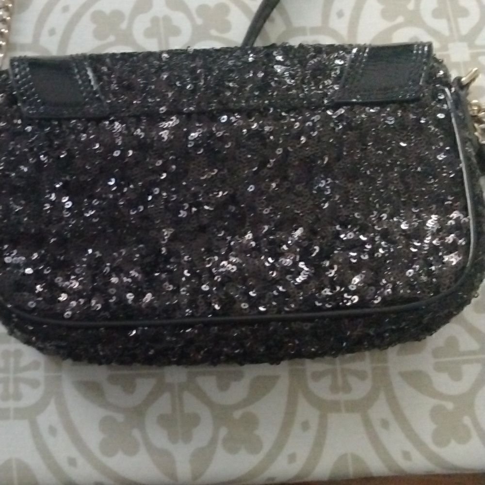 Kate Spade  - Picture 3 of 6